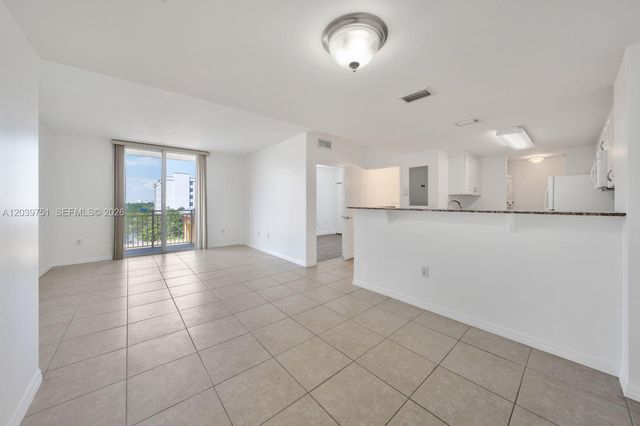215 SW 42nd Ave 507, Miami, FL 33134