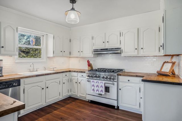 209 Lankford Rd, Cookeville, TN 38506