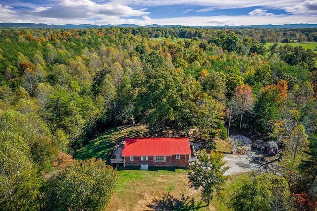 209 Lankford Rd, Cookeville, TN 38506