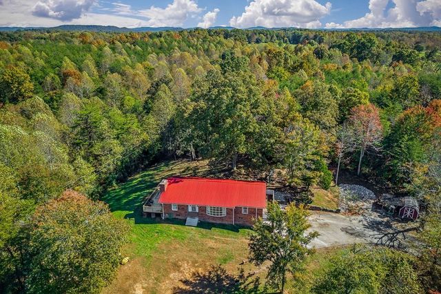 209 Lankford Rd, Cookeville, TN 38506