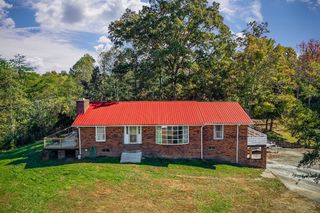 209 Lankford Rd, Cookeville, TN 38506