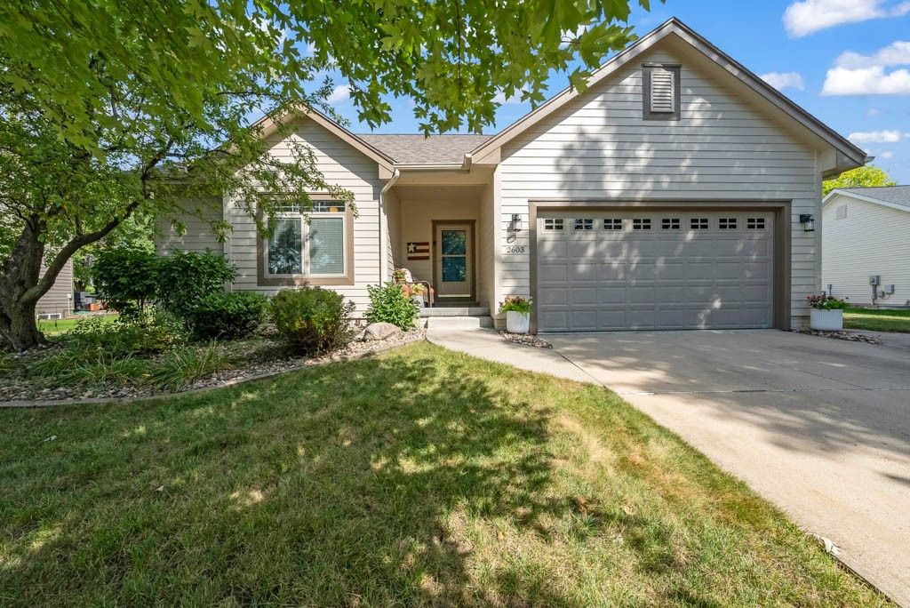 2603 NW 162nd Street, Clive, IA 50325