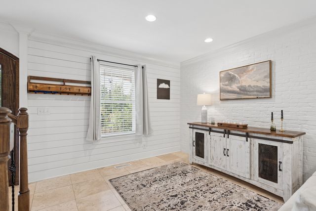 4036 Creekside Dr, Nashville, TN 37211