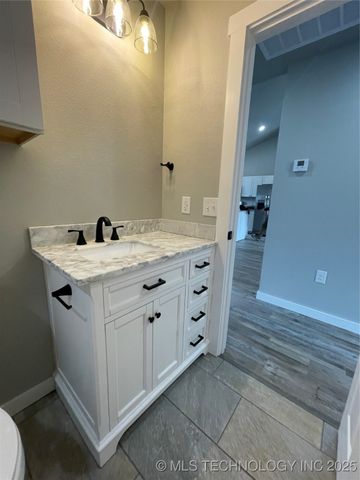 5905 Bluestem Way, Chelsea, OK 74016