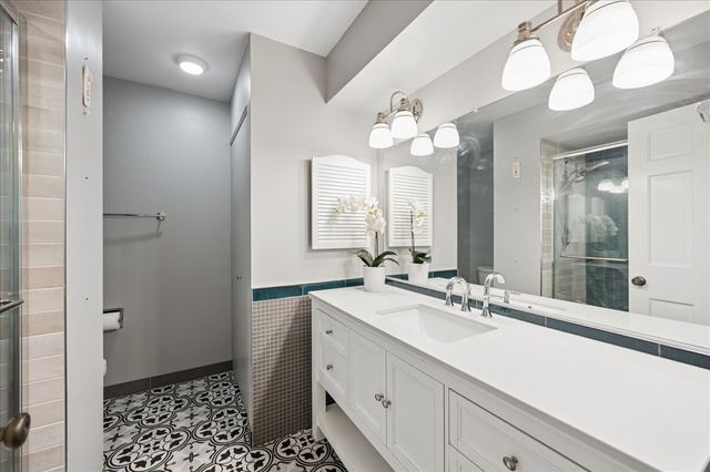 3851 Mission Hills Road 502, Northbrook, IL 60062