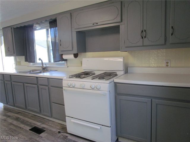 710 Myrtle Avenue, Ashtabula, OH 44004