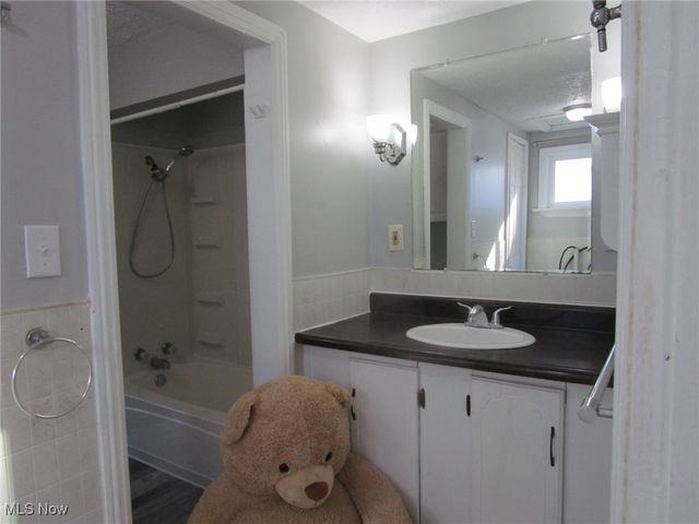 710 Myrtle Avenue, Ashtabula, OH 44004