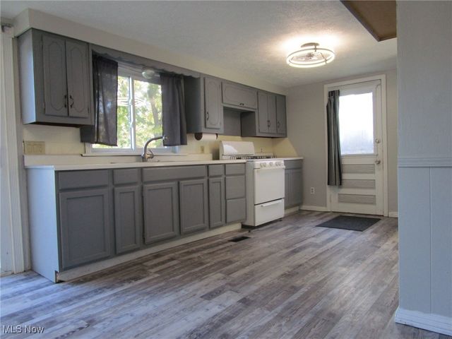 710 Myrtle Avenue, Ashtabula, OH 44004