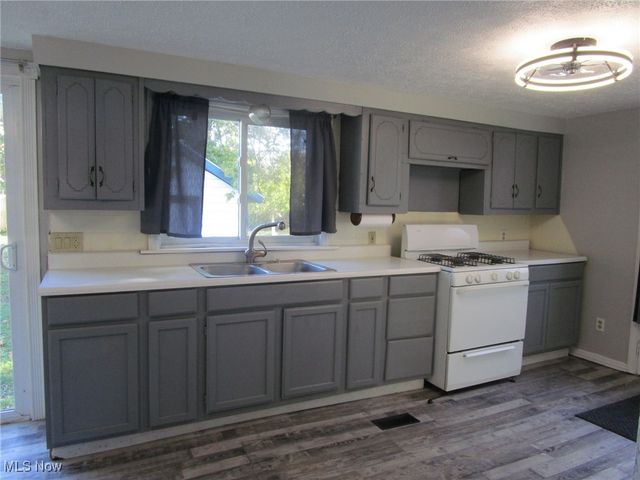 710 Myrtle Avenue, Ashtabula, OH 44004