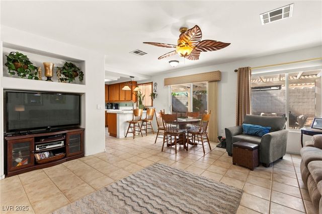 9522 Arrowhead Falls Court, Las Vegas, NV 89148