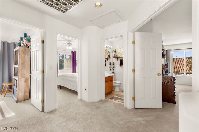 9522 Arrowhead Falls Court, Las Vegas, NV 89148