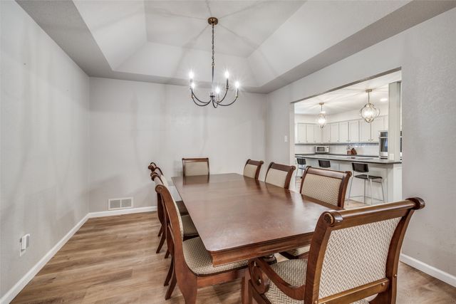 4302 Kingswick Drive, Arlington, TX 76016