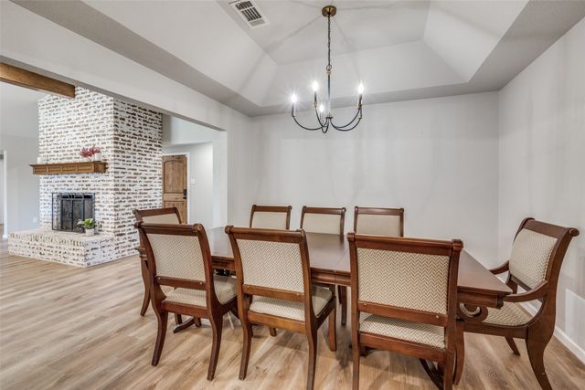 4302 Kingswick Drive, Arlington, TX 76016