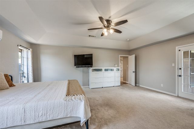 4302 Kingswick Drive, Arlington, TX 76016