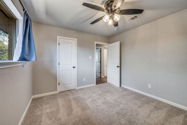 4302 Kingswick Drive, Arlington, TX 76016