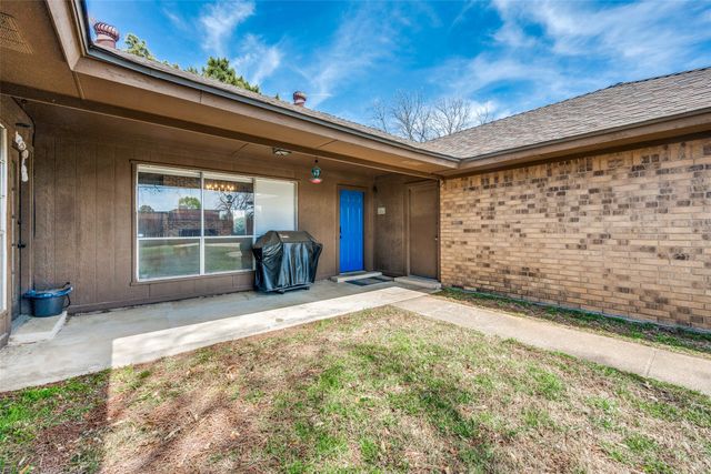 4302 Kingswick Drive, Arlington, TX 76016