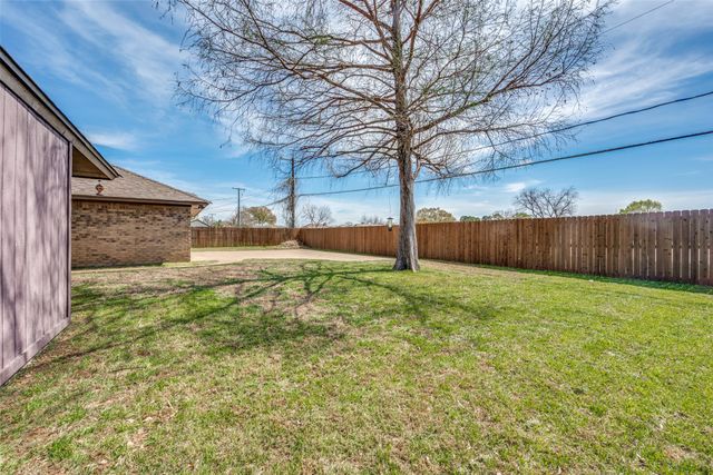 4302 Kingswick Drive, Arlington, TX 76016