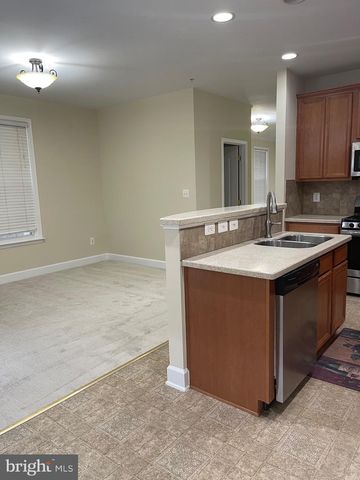 620 KINGFISHER AVE, Gaithersburg, MD 20877