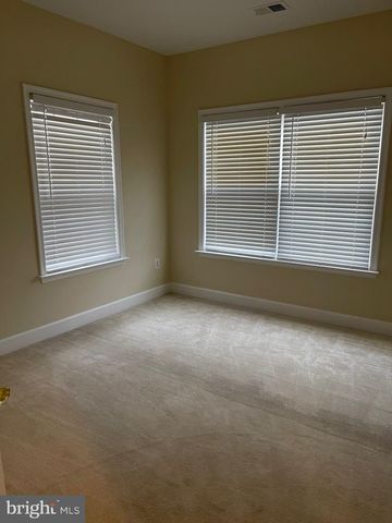 620 KINGFISHER AVE, Gaithersburg, MD 20877