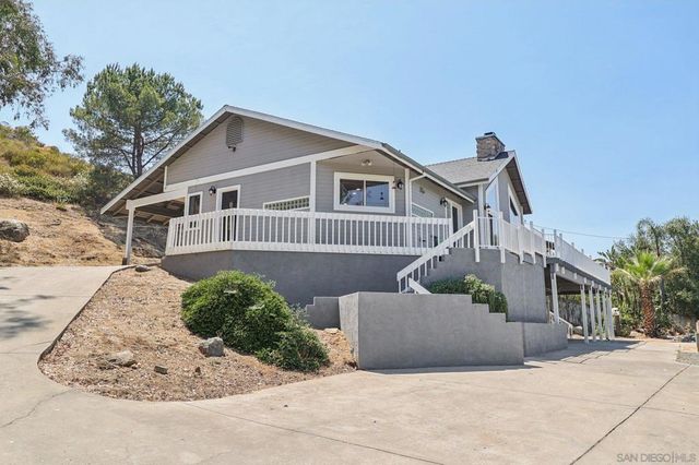 11810 Hi Ridge Rd, Lakeside, CA 92040