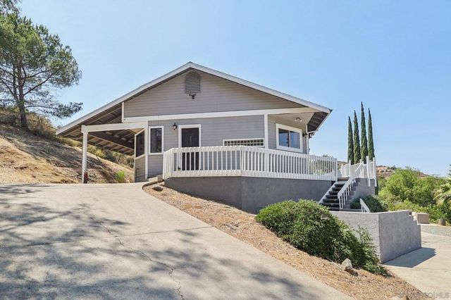 11810 Hi Ridge Rd, Lakeside, CA 92040