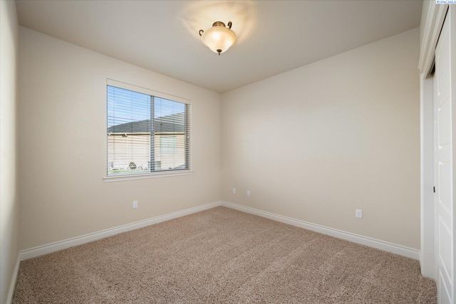 2818 Tuscanna Dr, Richland, WA 99354