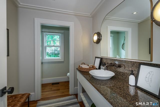 176 Apple Lane, Roxbury, CT 06783