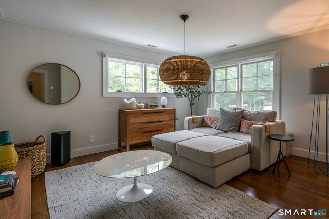 176 Apple Lane, Roxbury, CT 06783