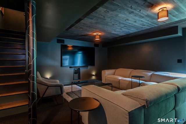 176 Apple Lane, Roxbury, CT 06783