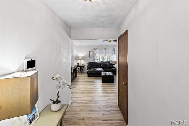 853 Mayfair Drive, Belleville, IL 62221