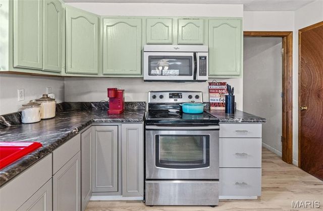 853 Mayfair Drive, Belleville, IL 62221