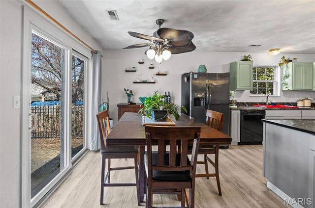 853 Mayfair Drive, Belleville, IL 62221