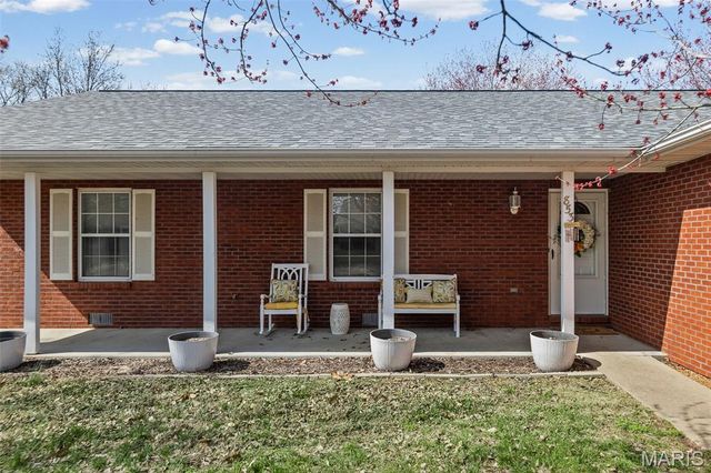 853 Mayfair Drive, Belleville, IL 62221