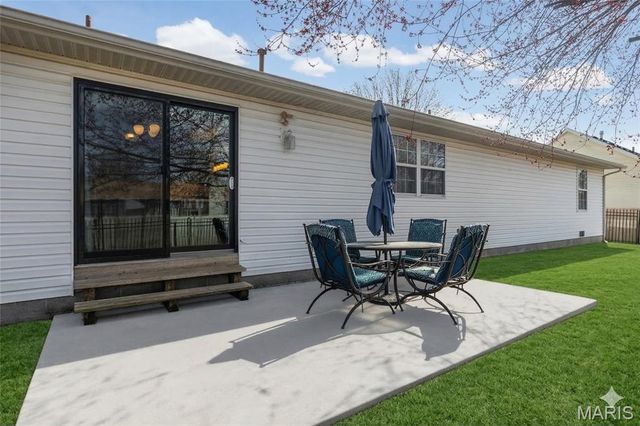 853 Mayfair Drive, Belleville, IL 62221