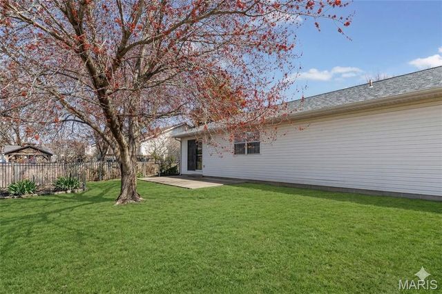 853 Mayfair Drive, Belleville, IL 62221