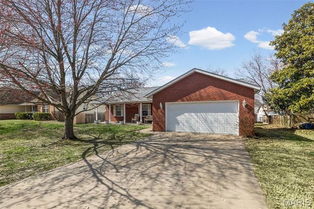 853 Mayfair Drive, Belleville, IL 62221
