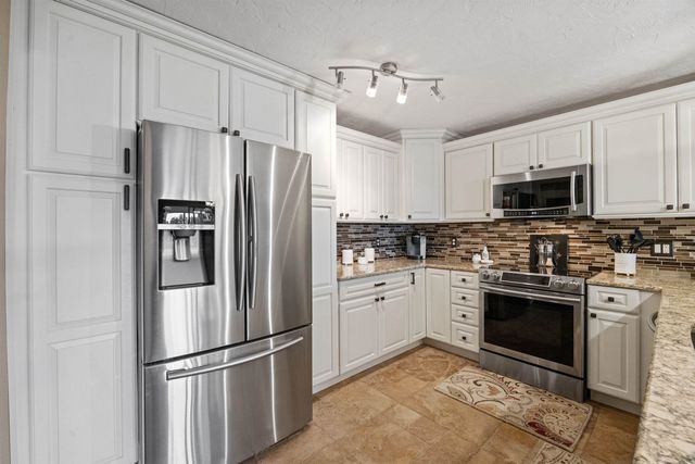 4 Portside Dr Unit 3, Moultonborough, NH 03254