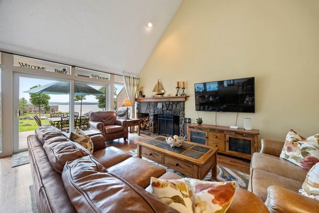 4 Portside Dr Unit 3, Moultonborough, NH 03254