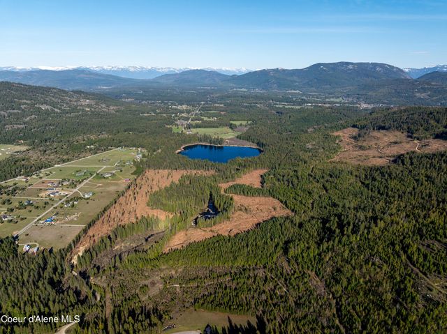 963 Irish RD, Sagle, ID 83860