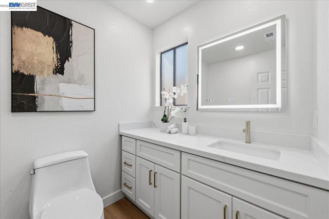 2203 Glenmount Dr, Pittsburg, CA 94565