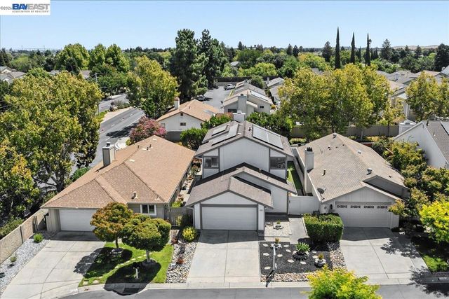 2203 Glenmount Dr, Pittsburg, CA 94565