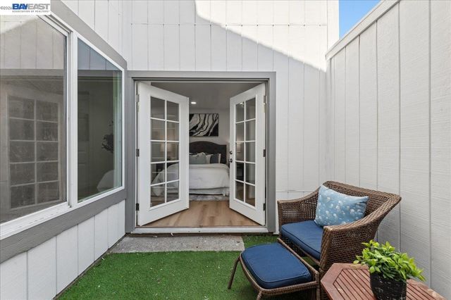 2203 Glenmount Dr, Pittsburg, CA 94565