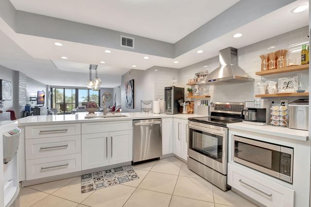 3420 S Ocean Boulevard 4n, Highland Beach, FL 33487