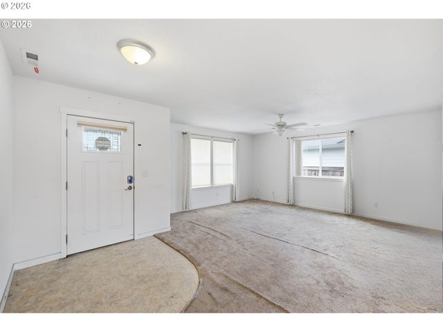 4552 LIVE OAK St, Sweet Home, OR 97386