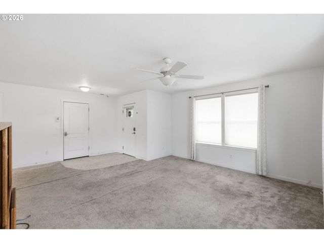 4552 LIVE OAK St, Sweet Home, OR 97386