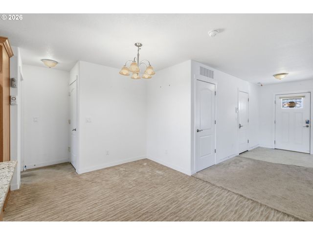 4552 LIVE OAK St, Sweet Home, OR 97386