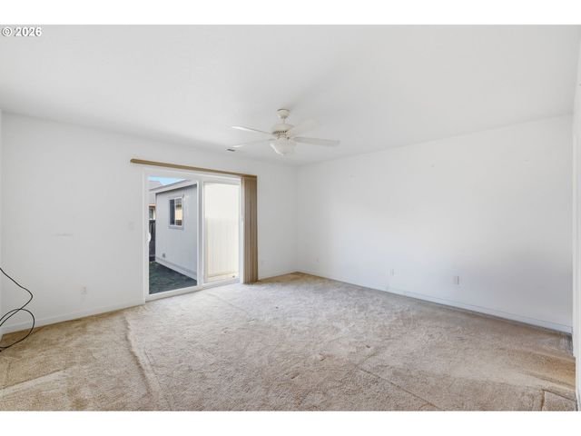 4552 LIVE OAK St, Sweet Home, OR 97386