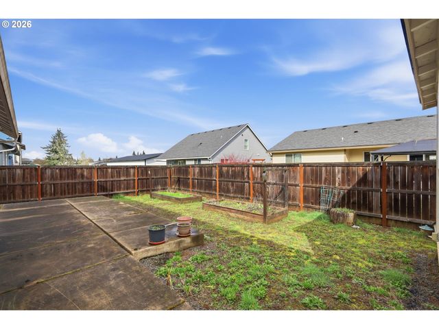 4552 LIVE OAK St, Sweet Home, OR 97386