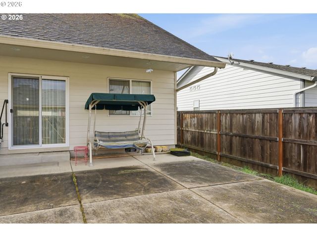 4552 LIVE OAK St, Sweet Home, OR 97386