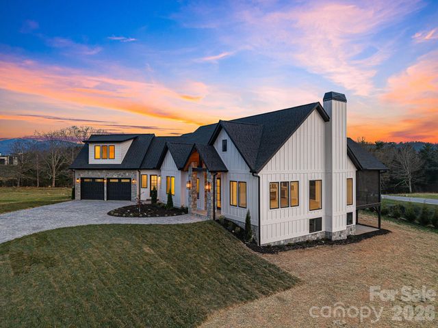 133 Golden Pasture Drive, Fletcher, NC 28732